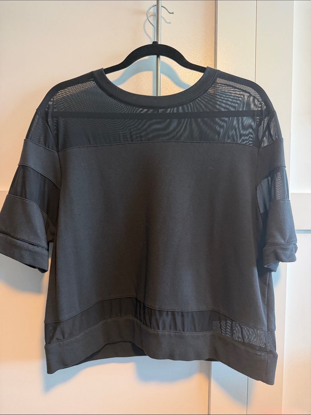 ALO Yoga Black Short Sleeve Mesh Panel Tee